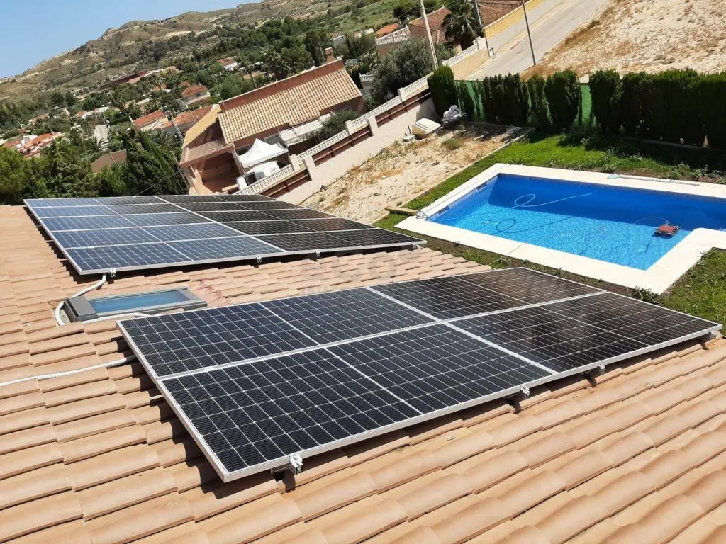 calentar el agua con placas solares